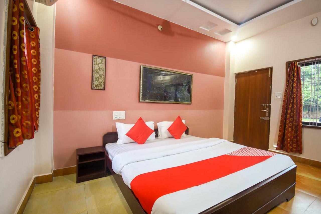 Oyo 47464 Hotel The Country Club Bilāspur Esterno foto