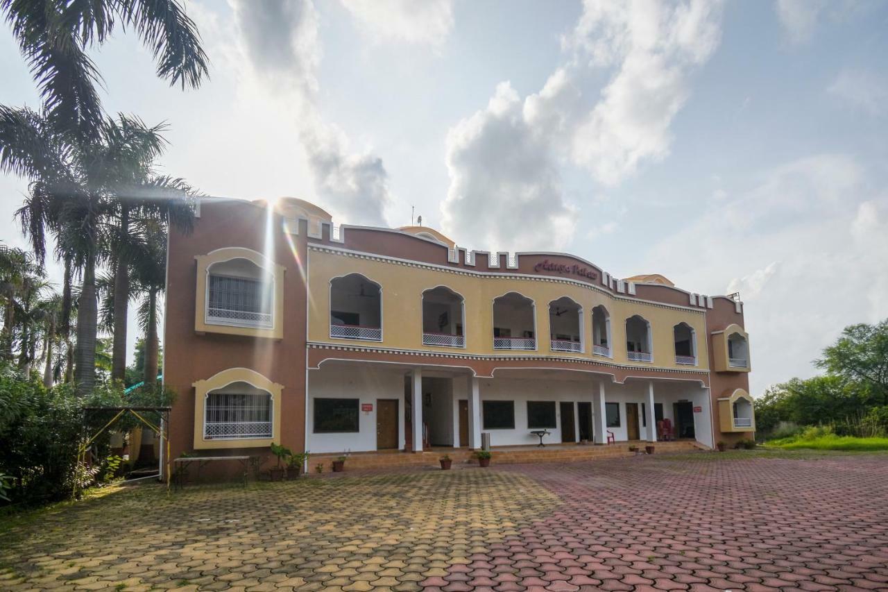 Oyo 47464 Hotel The Country Club Bilāspur Esterno foto