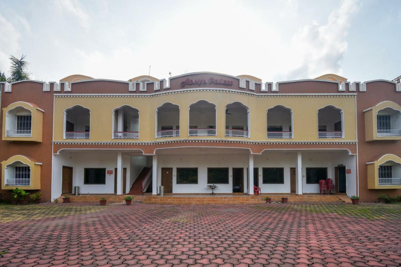 Oyo 47464 Hotel The Country Club Bilāspur Esterno foto