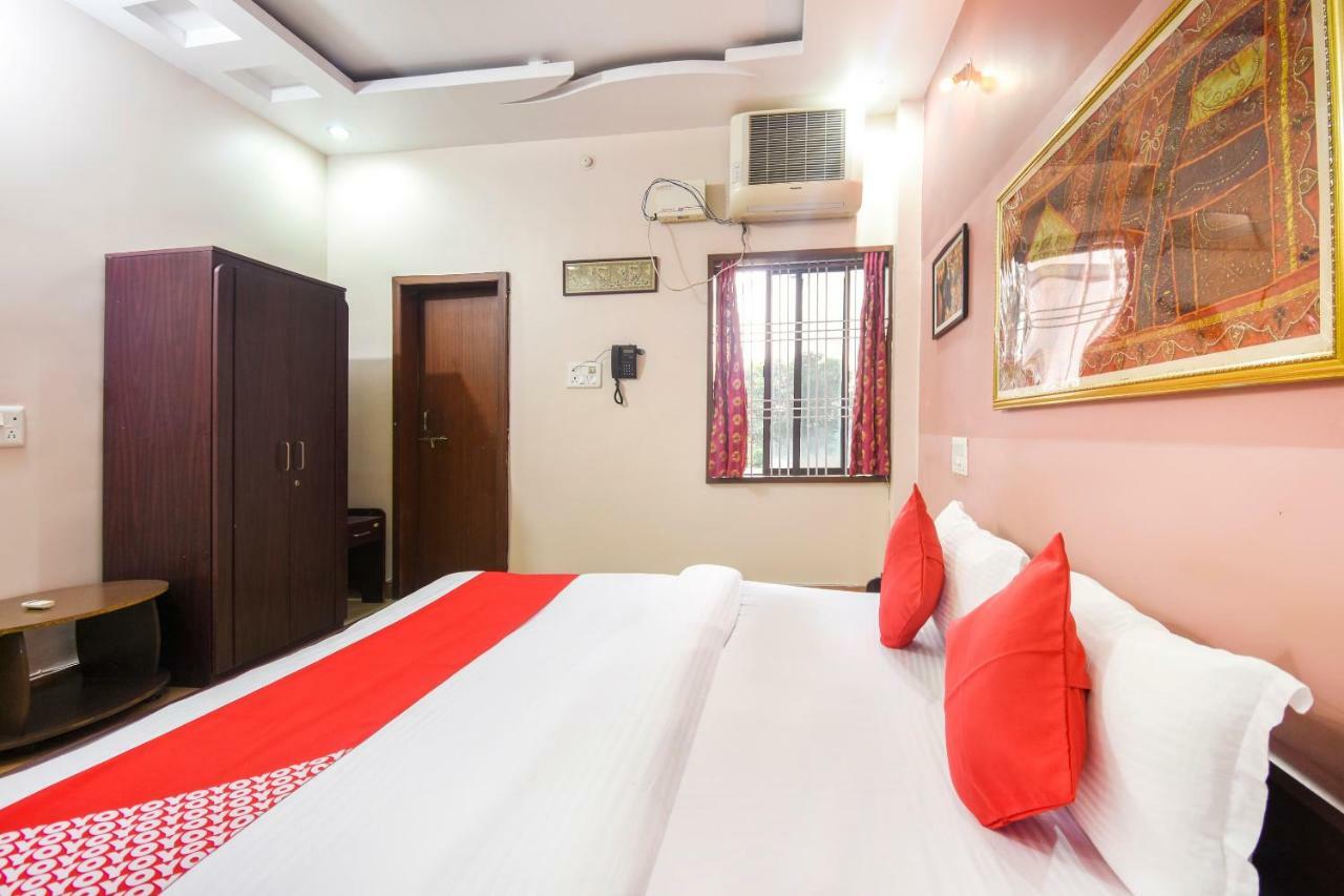 Oyo 47464 Hotel The Country Club Bilāspur Esterno foto